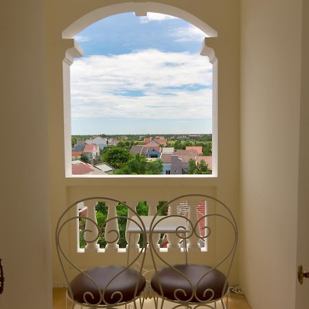 Hoi An Garden Palace And Spa - A Boutique Inspired By Nature Exterior photo