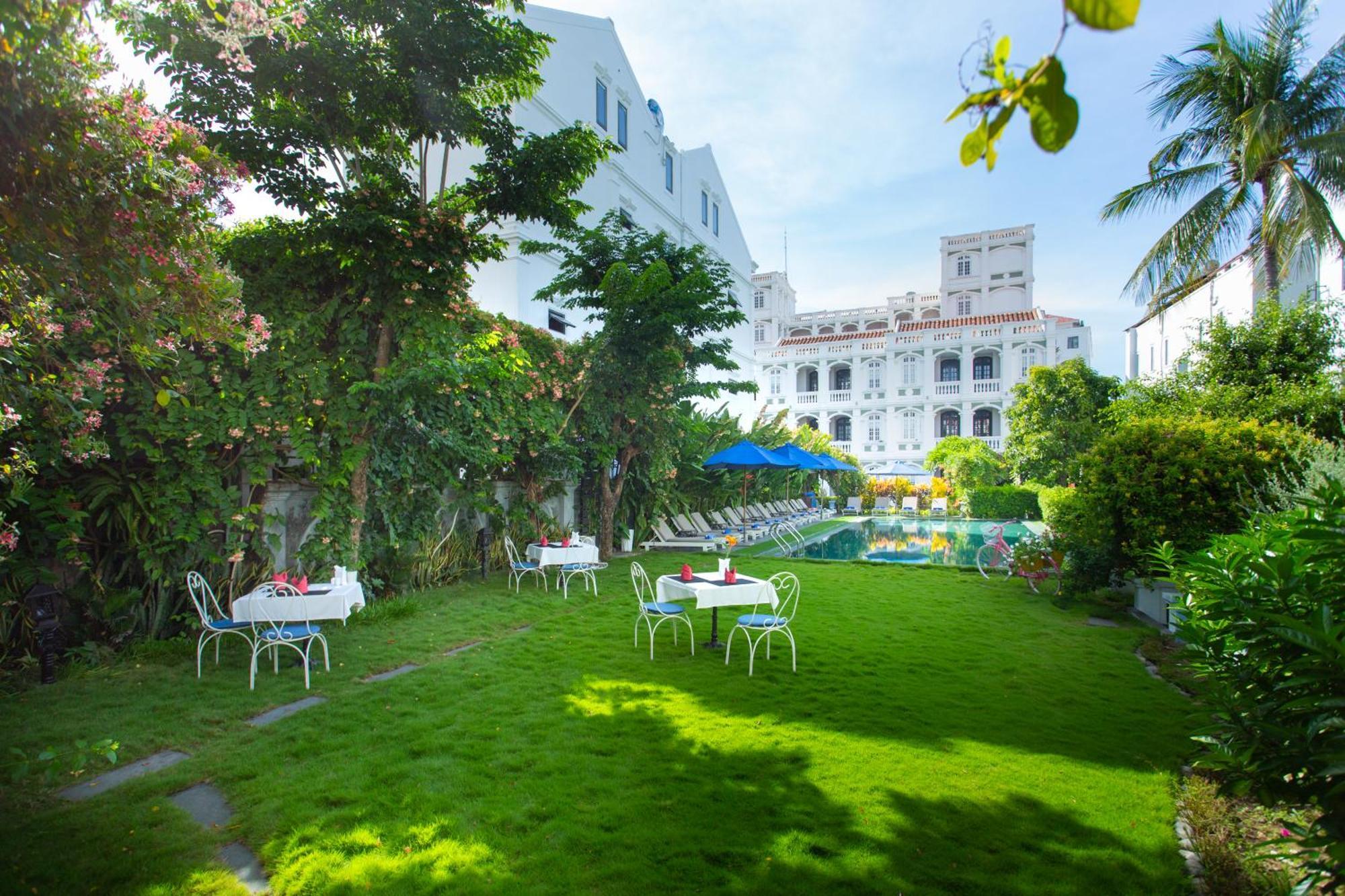 Hoi An Garden Palace And Spa - A Boutique Inspired By Nature Exterior photo