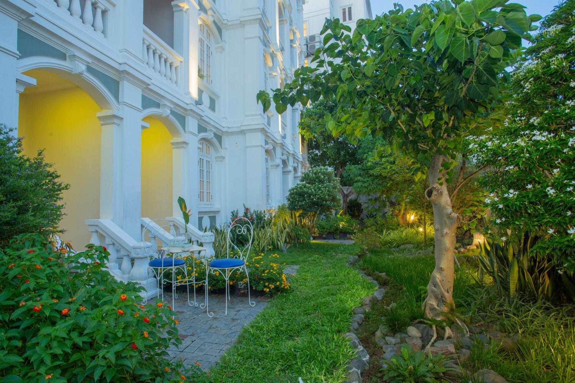 Hoi An Garden Palace And Spa - A Boutique Inspired By Nature Exterior photo