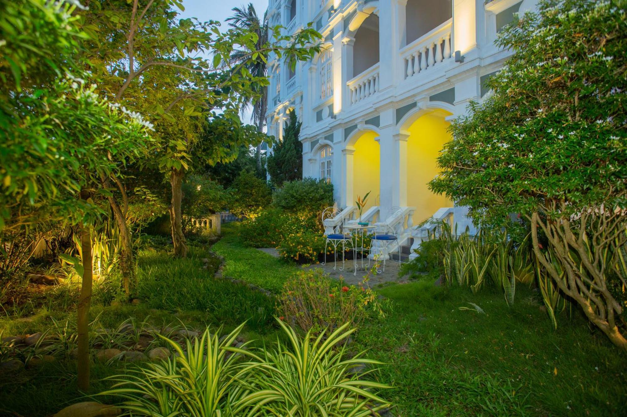 Hoi An Garden Palace And Spa - A Boutique Inspired By Nature Exterior photo